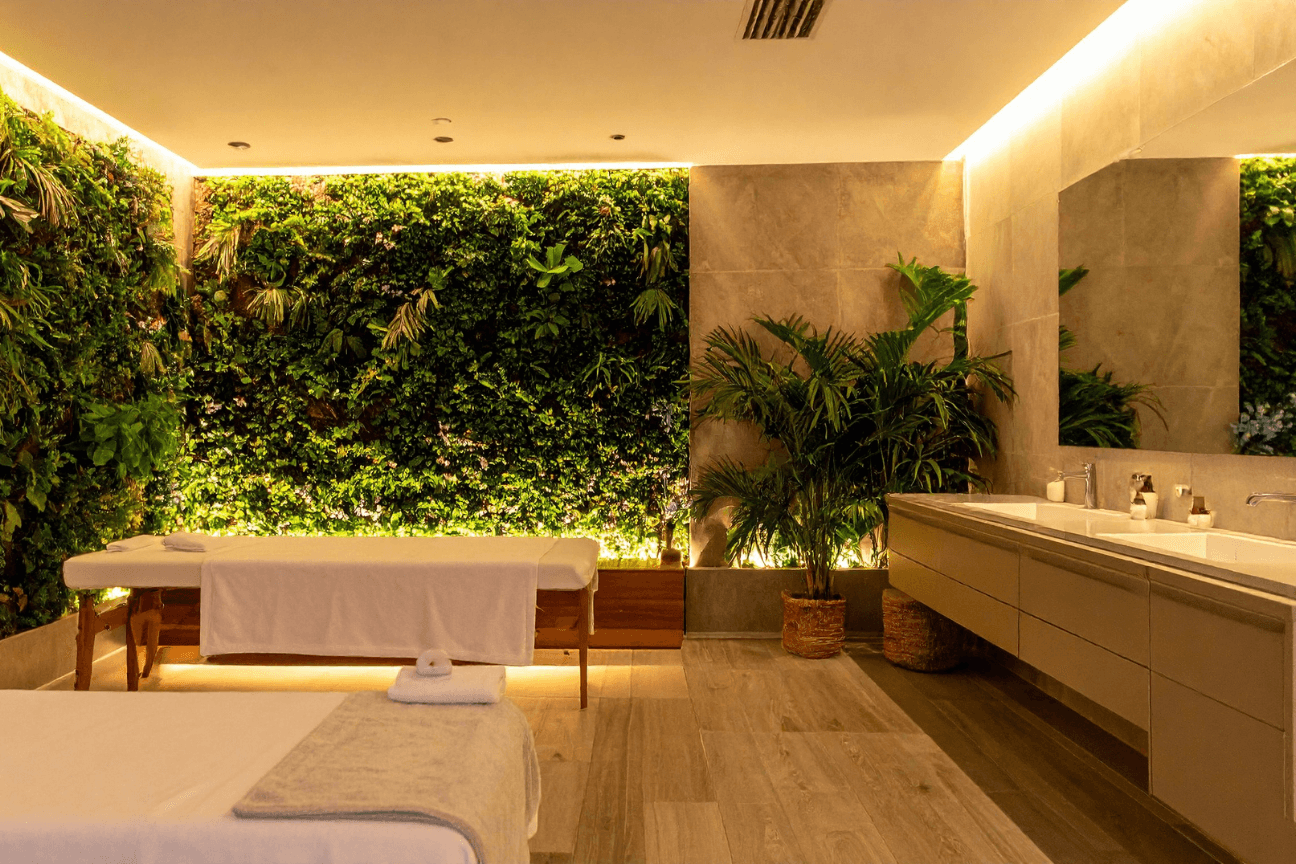 Biophilic spa with living wall — wellness lifestyle Marbella Costa del Sol